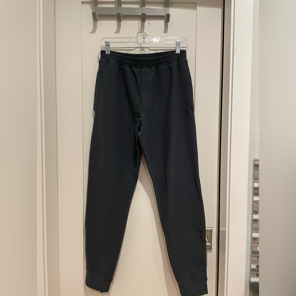 Men's Alo Black Jogger Pants